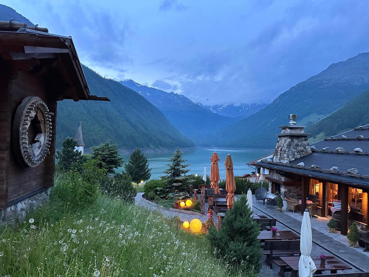 Hotel & Chalets Edelweiss Madonna  Exterior foto