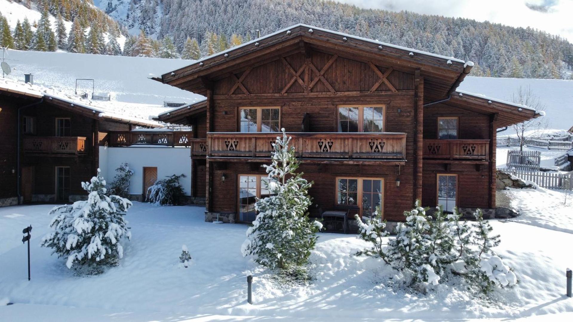 Hotel & Chalets Edelweiss Madonna  Exterior foto